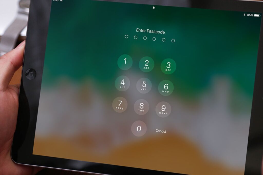 iPad Locked Unlocked 1 iPad Locked